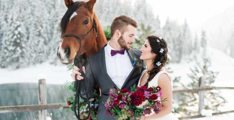 Sposi d'inverno: outfit matrimonio invernale e non solo