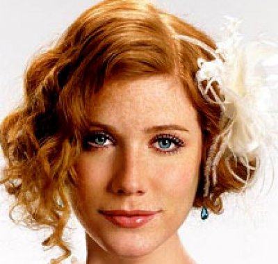 acconciatura sposa capelli medi