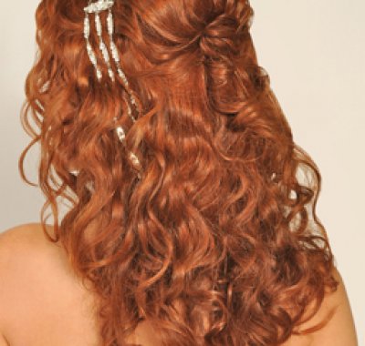 acconciatura sposa riccia