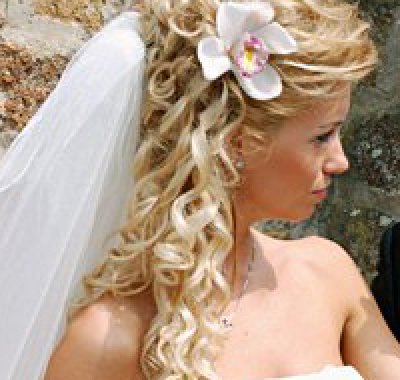 acconciature con boccoli 