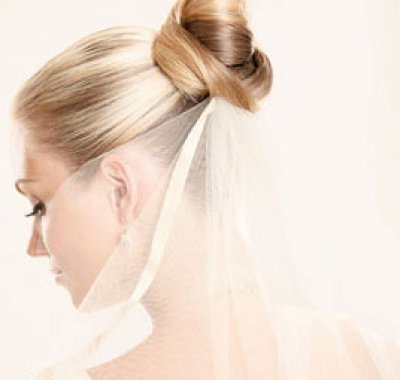 chignon alto sposa 