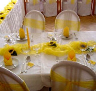 addobbi tavoli tema matrimonio in giallo