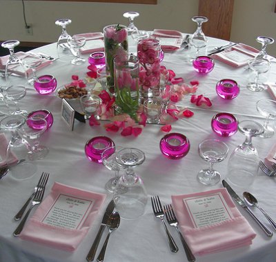 addobbi tavoli ricevimento tema matrimonio in rosa
