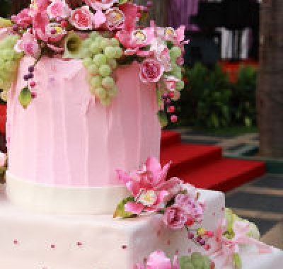 torta nuziale rosa
