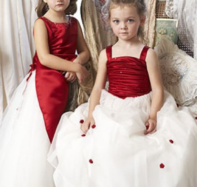 Abiti da damigella tema matrimonio in rosso