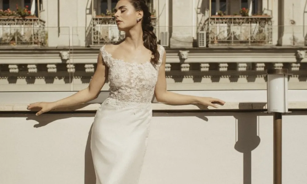 Abiti da sposa a due pezzi: eleganza versatile e sostenibile