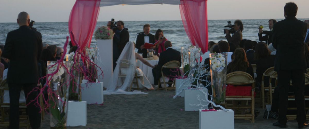 Matrimonio in spiaggia a Roma