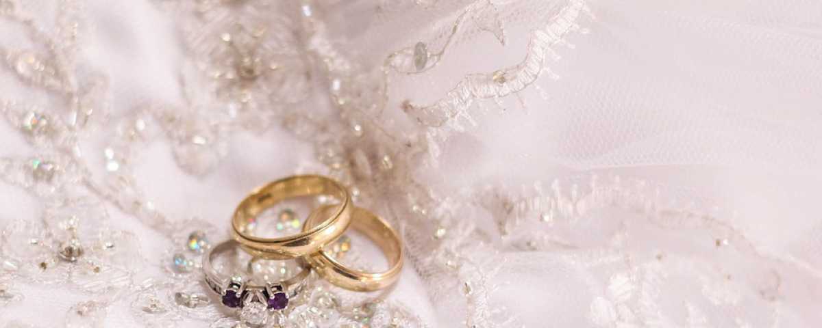 Fedi Nuziali: una scelta importante che fonde simbolo ed estetica